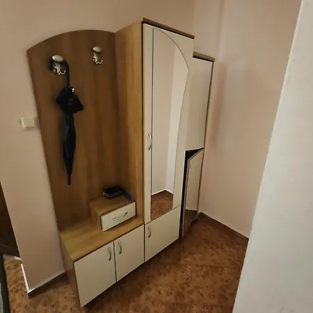 Samuil - アパート