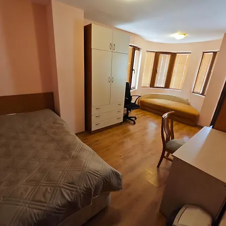 アパート Samuil -